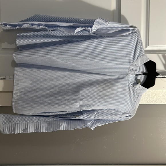 NWT $50 Marled by Reunited Clothing striped shirt with ruffled sleeve Sz M - Picture 3 of 3